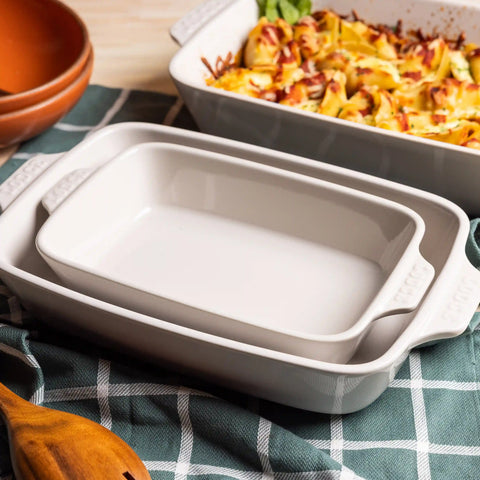 Small Stoneware Casserole Dish, 9 x 6 Inch